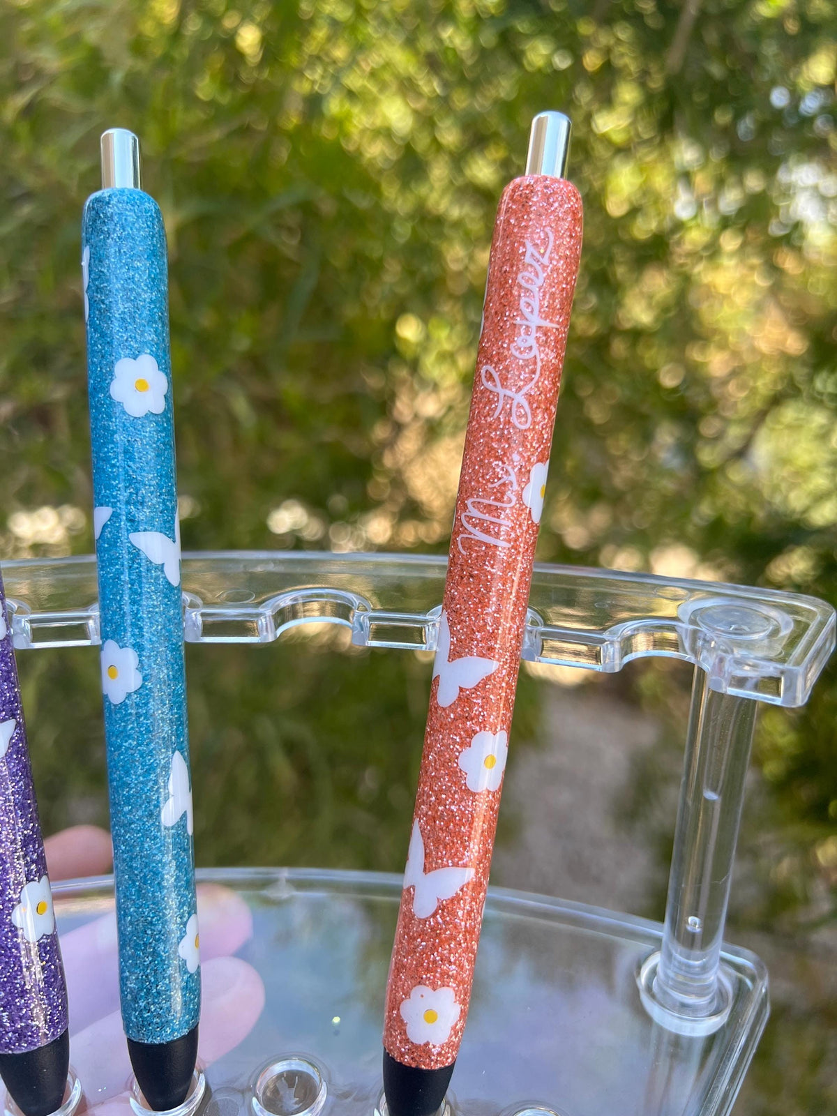 Butterfly & Daisy Glitter Resin Pen: Refillable Spring Stationery
