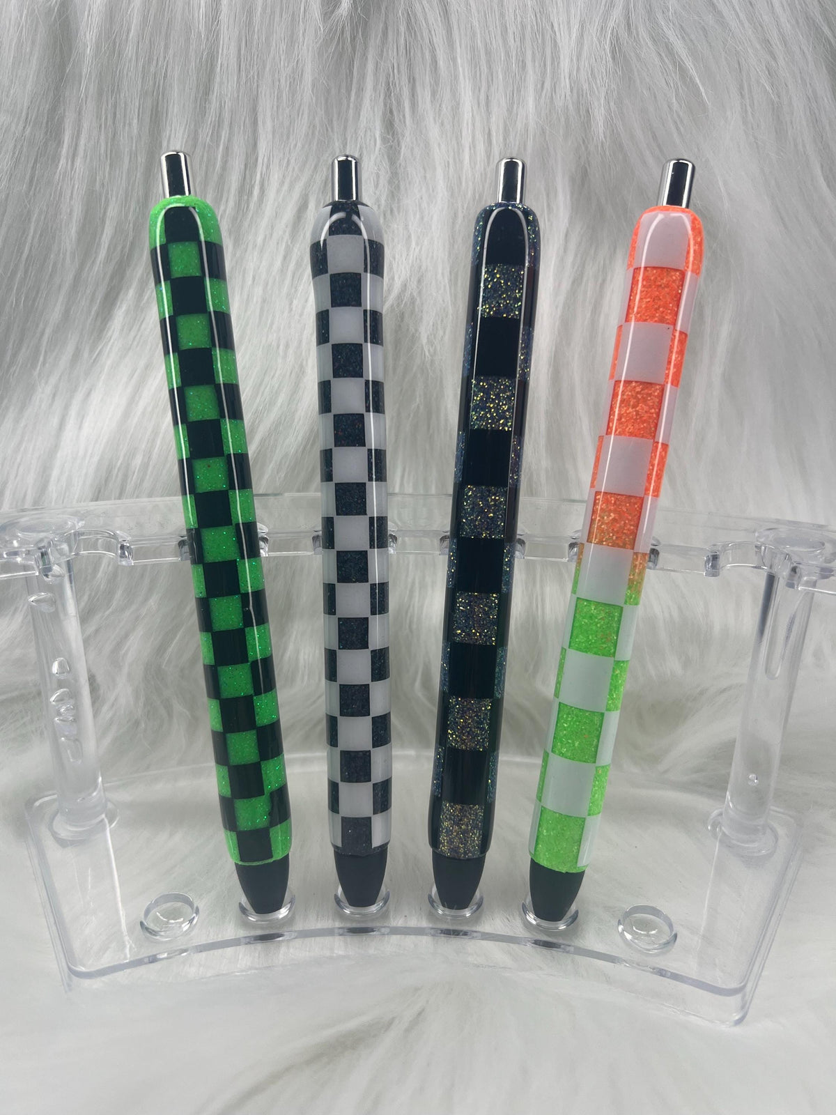 Checkered Glitter Gel Pen: Handmade Resin Custom Pen